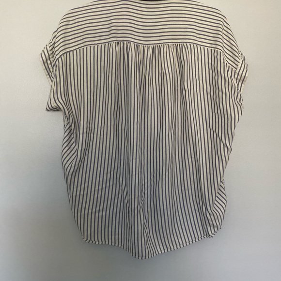 Madewell Short Sleeve Shirt - Picture 4 of 6